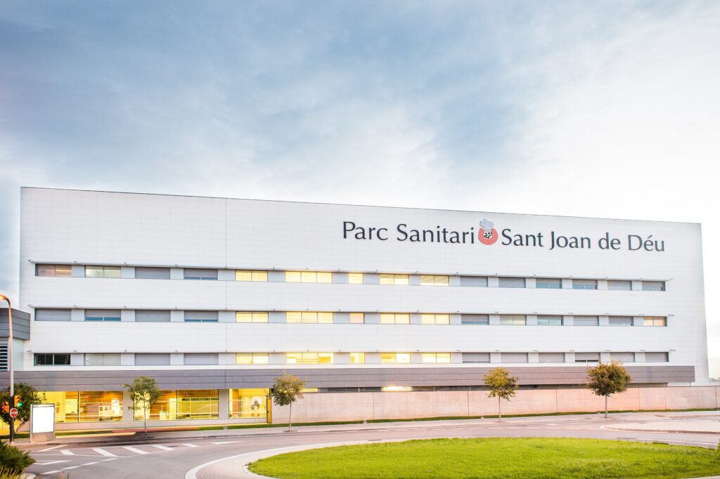 INSTALLATION OF A NEW TEACHING BUILDING IN SANT JOAN DE DEU